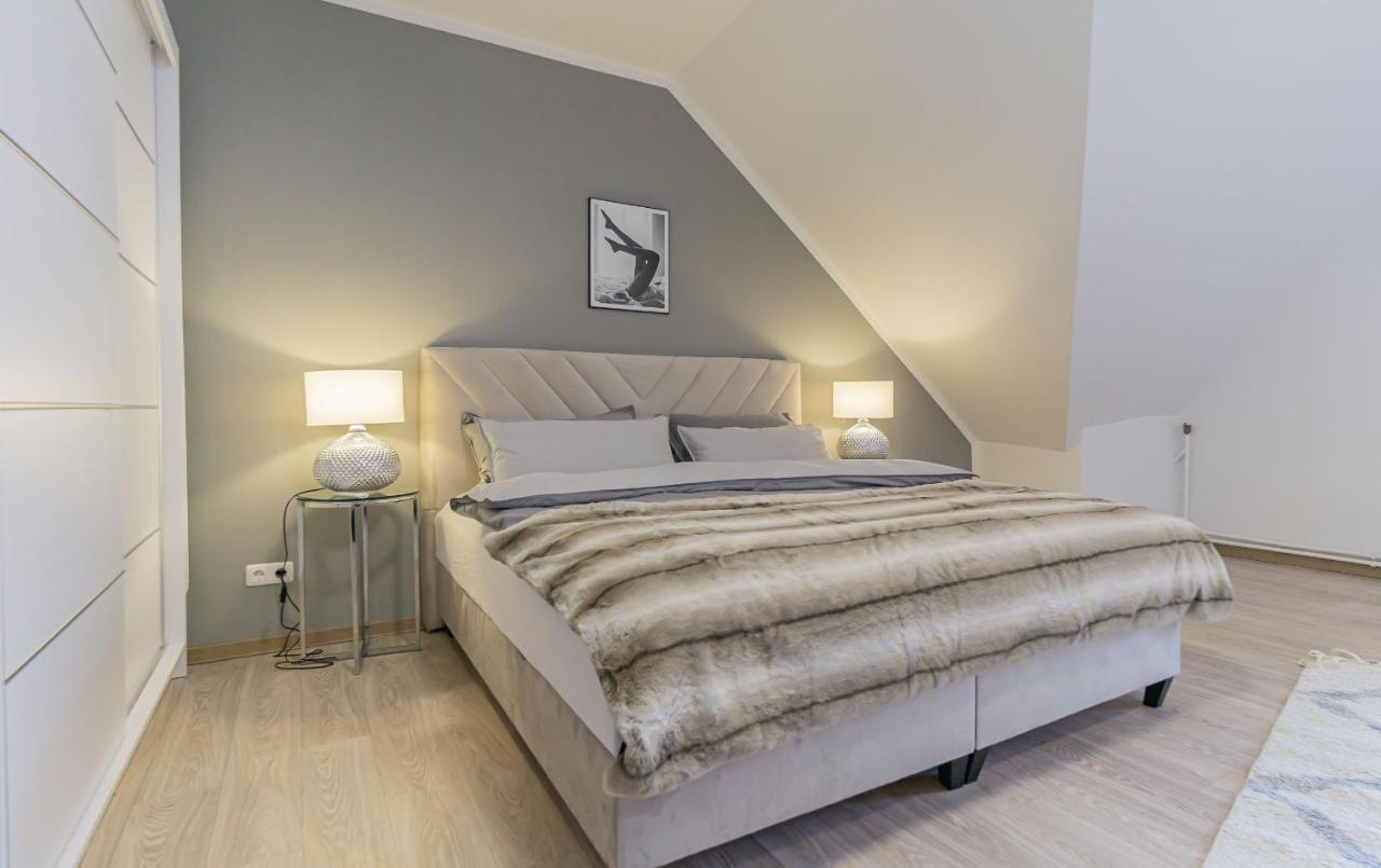 Altstadtapartment, 80 Qm,2 Schlafzimmer,Parkplatz,Netflix 科特布斯 外观 照片